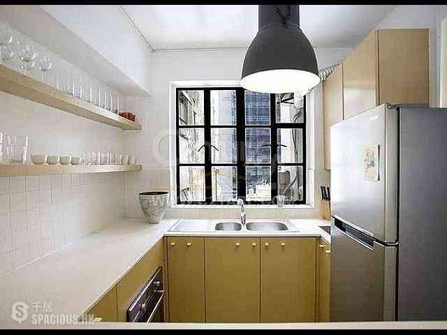 Soho - 36, Elgin Street 07