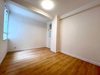 Wan Chai - Phoenix Court Block 5 04