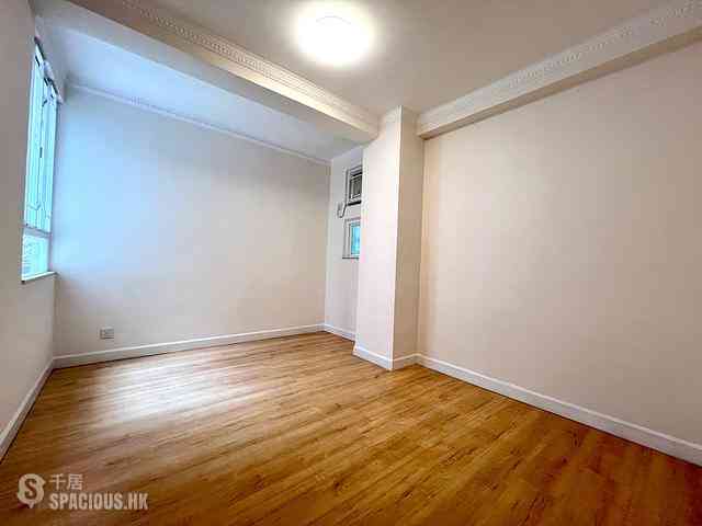Wan Chai - Phoenix Court Block 5 04