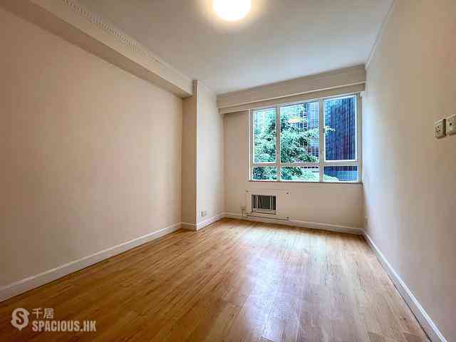 Wan Chai - Phoenix Court Block 5 06