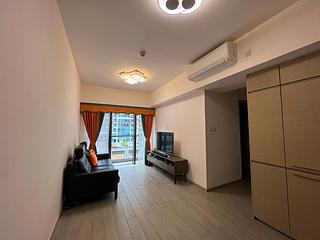 Tseung Kwan O - The Wings IIIA Block 3A 02