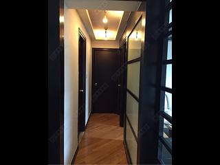 West Kowloon - Sorrento Phase 1 Block 5 03