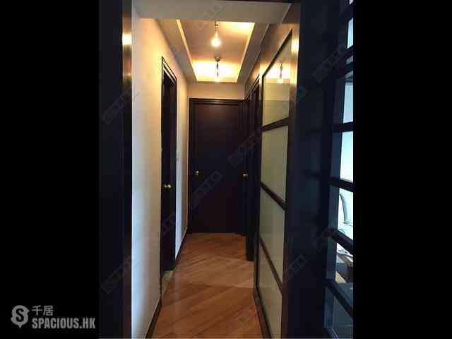 West Kowloon - Sorrento Phase 1 Block 5 03