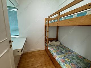 Sheung Wan - Queen's Terrace Block 2 05