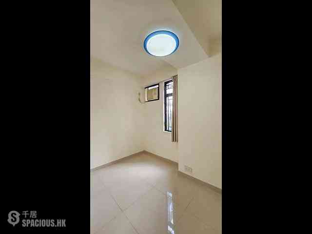 Wan Chai - Fook Wo Building 02