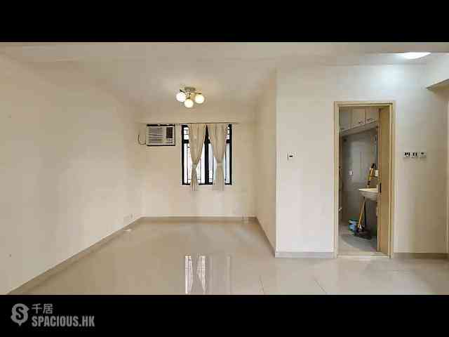 Wan Chai - Fook Wo Building 06