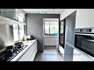 Clear Water Bay - Rise Park Villas 03