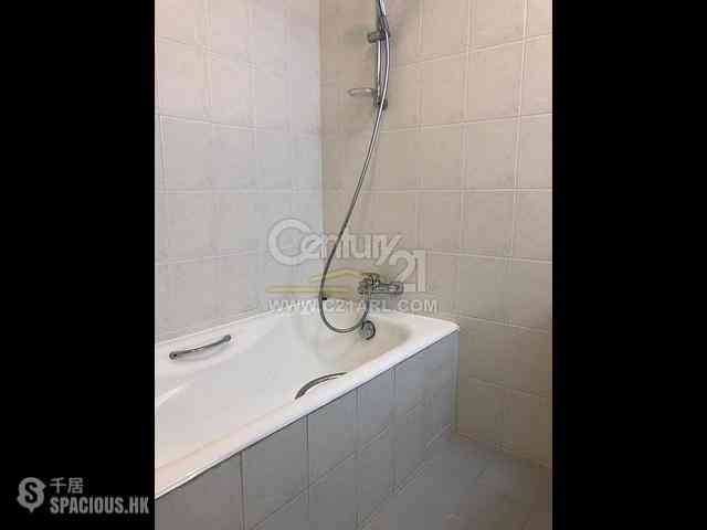 Repulse Bay - South Bay Villas Block A 08