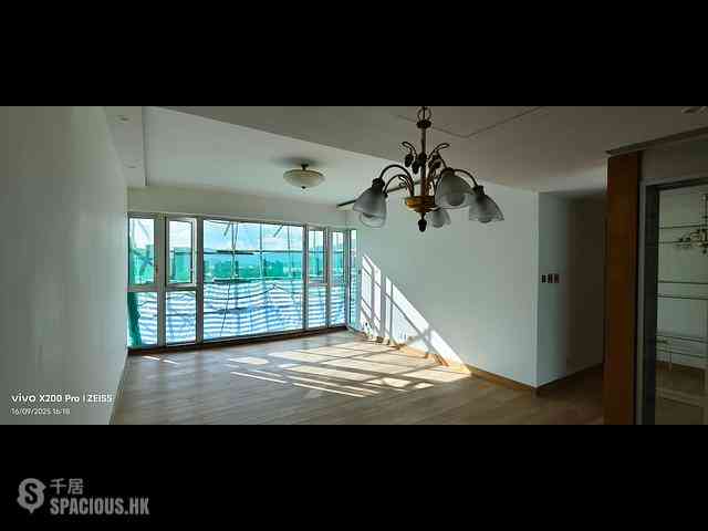 Ma On Shan - Symphony Bay Villa Rhapsody 04