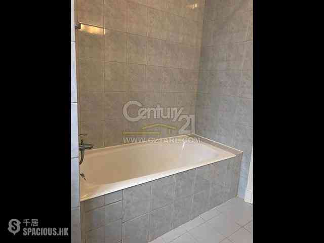 Repulse Bay - South Bay Villas Block A 05