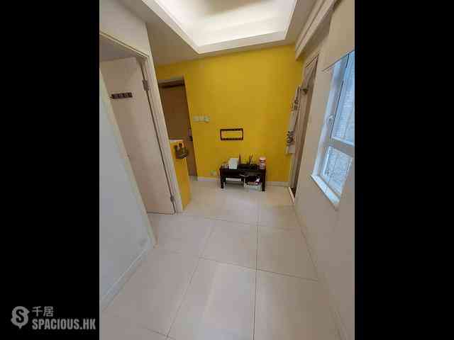 Wan Chai - Man Shek Building 20