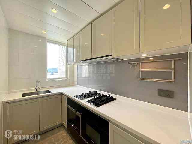 Tseung Kwan O - Monterey Block 1 06