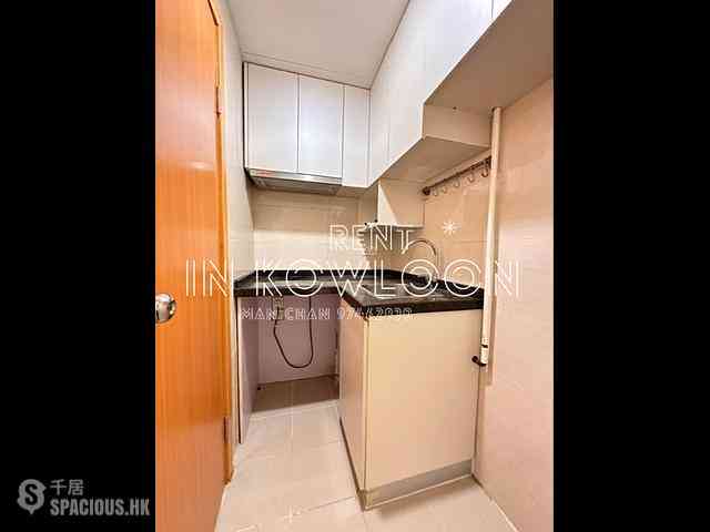 Mong Kok - 933, Canton Road 08