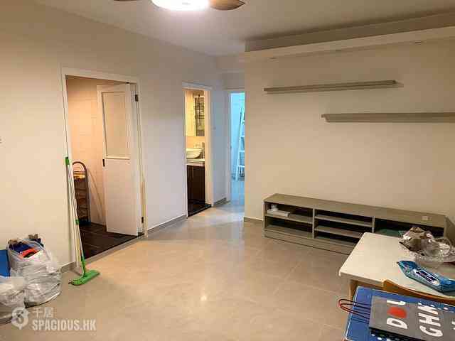 Tsing Lung Tau - Hong Kong Garden Phase 2 Hoover Heights (Block 12) 03