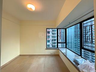 Tseung Kwan O - The Metro City Phase 3 The Metropolis 02