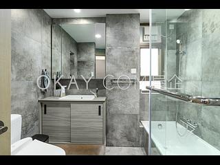 Mid Levels Central - Chenyu Court 02