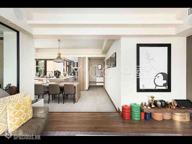 Mid Levels Central - Chenyu Court 09