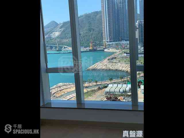 Tseung Kwan O - Monterey Block 6A 01