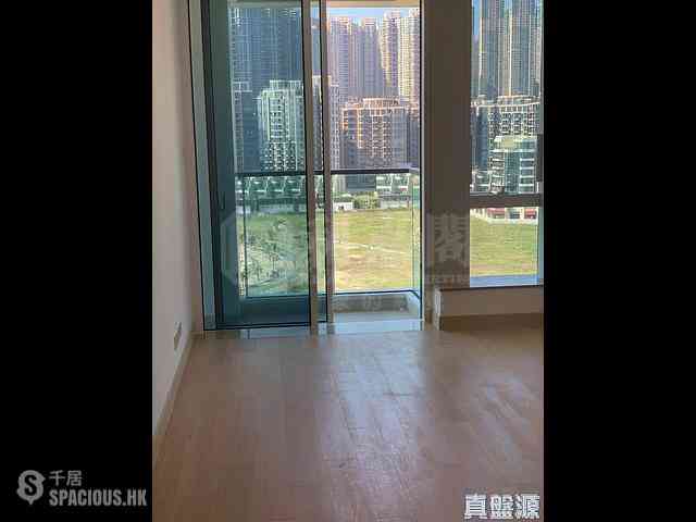 Tseung Kwan O - Monterey Block 6A 02