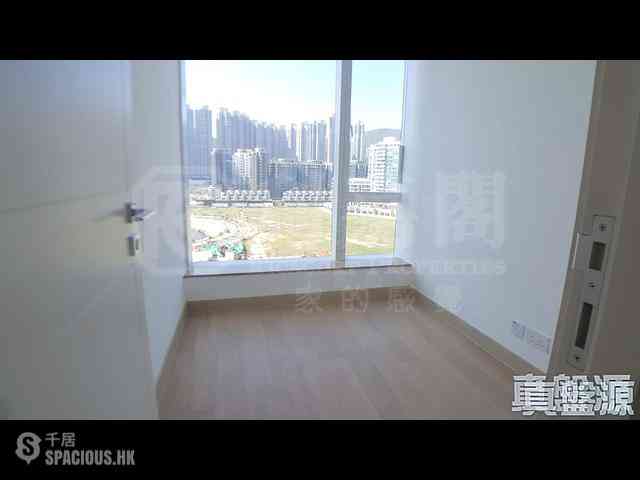 Tseung Kwan O - Monterey Block 6A 04
