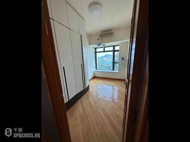 Hung Hom - Royal Peninsula 07