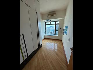 Hung Hom - Royal Peninsula 08
