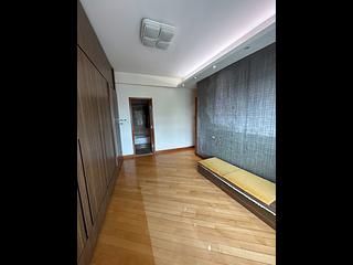 Hung Hom - Royal Peninsula 12
