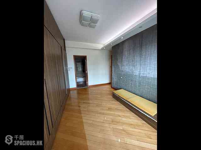 Hung Hom - Royal Peninsula 12