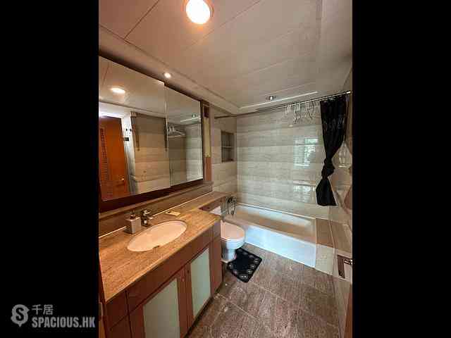 Hung Hom - Royal Peninsula 13