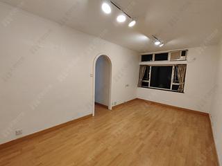 Tsuen Wan - Waterside Plaza Block 4 03