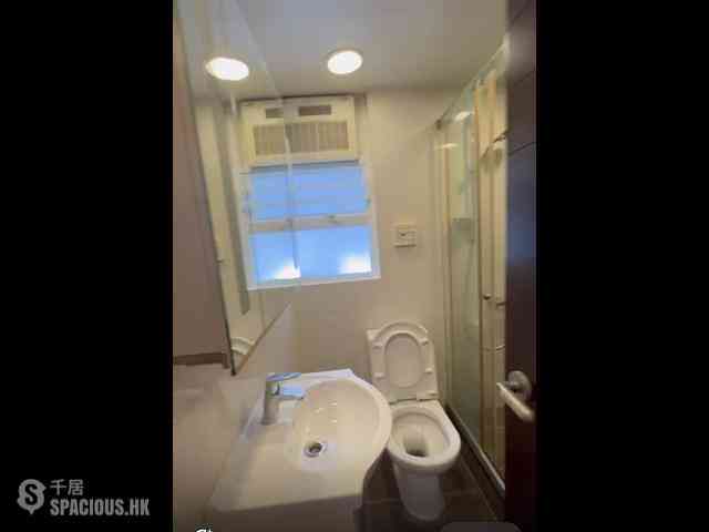 Wan Chai - Phoenix Court Block 5 09