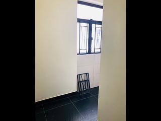 Mid Levels Central - Elegant Terrace Block 2 09
