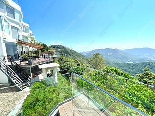 The Peak - La Hacienda 07