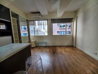 Poho - 43-45, Square Street 03