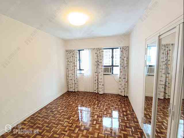 Wan Chai - Fujiya Mansion 08