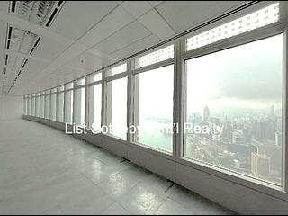 Central - Two International Finance Centre 03