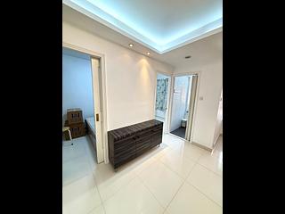 Sai Ying Pun - Kam Kwan Building 05