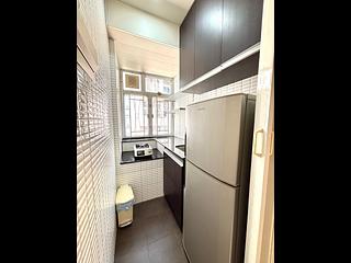 Sai Ying Pun - Kam Kwan Building 08