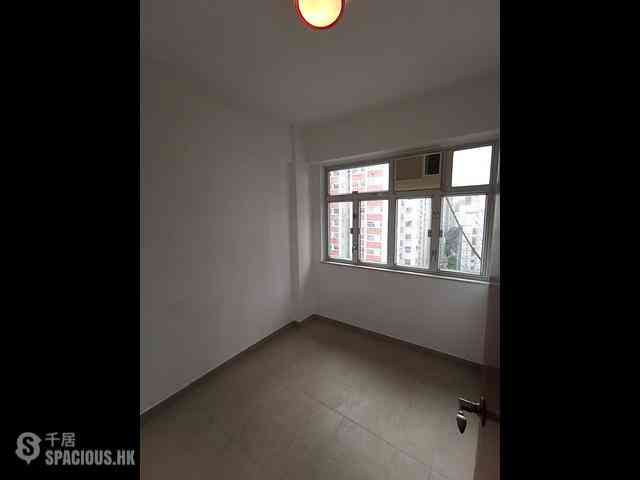 Kennedy Town - On Fat Building 02