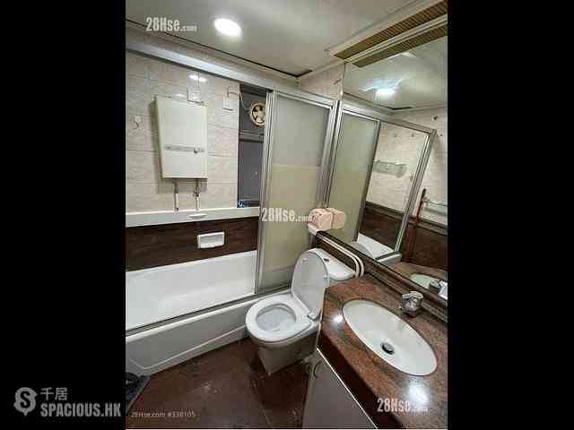 Shau Kei Wan - Newton Harbour View Block 1 03
