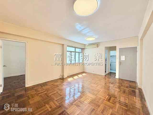 Happy Valley - Beverly House 01