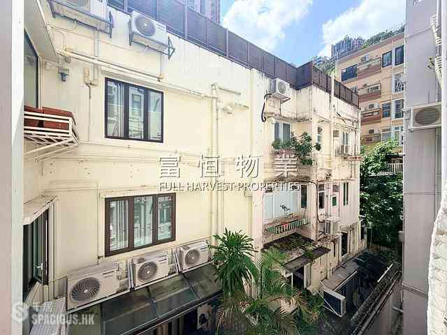 Happy Valley - Beverly House 11