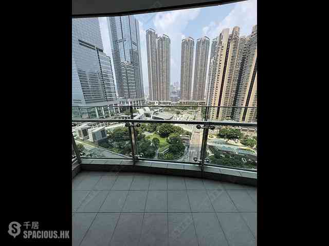 West Kowloon - The Harbourside Block 2 06