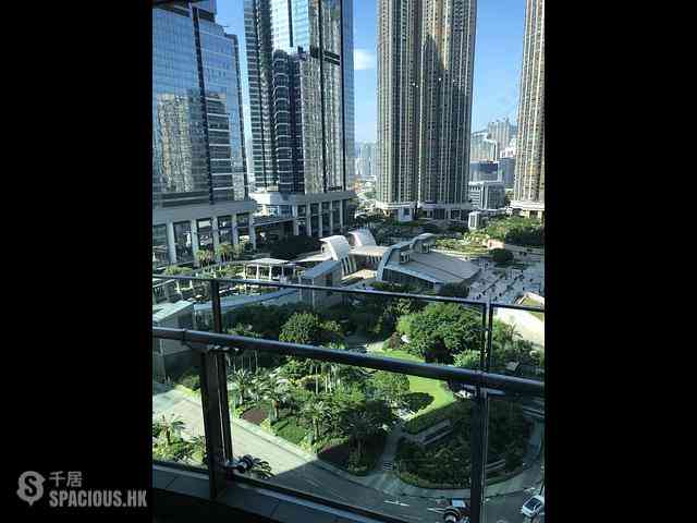West Kowloon - The Harbourside Block 2 07