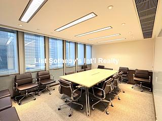 Central - Nan Fung Tower 02