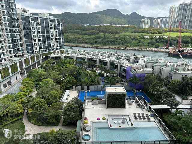 Tseung Kwan O - Monterey Block 3 01