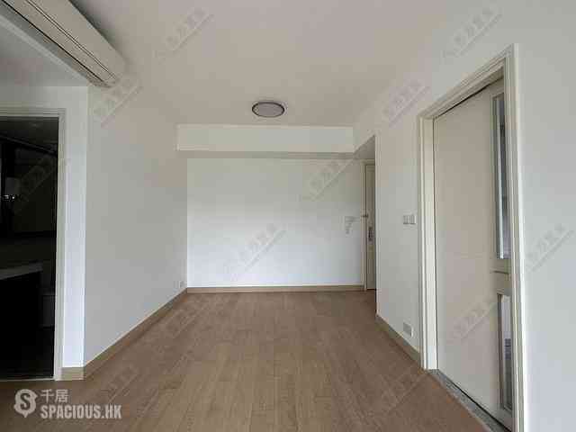 Tseung Kwan O - Monterey Block 3 03