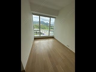 Tseung Kwan O - Monterey Block 3 04
