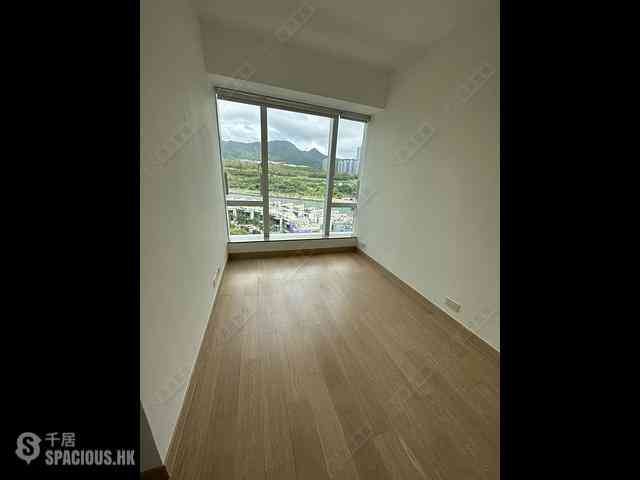 Tseung Kwan O - Monterey Block 3 04