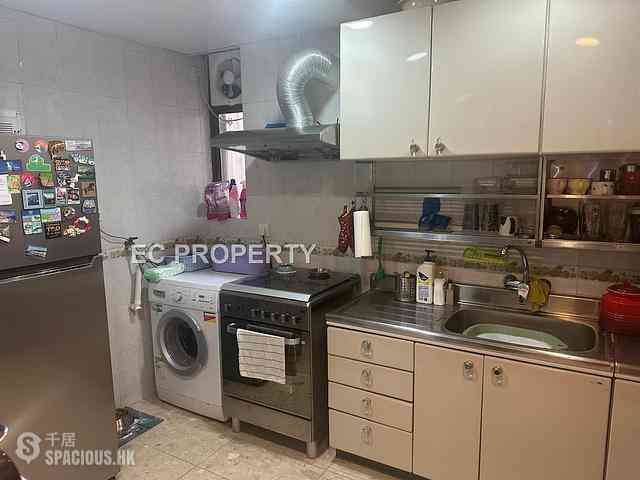 Tai Hang - 3-3E, Wang Fung Terrace 03